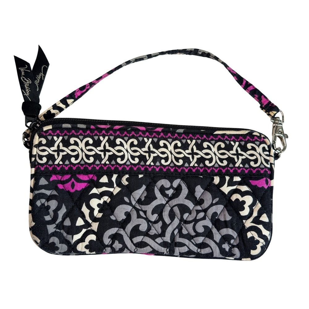Vera Bradley small wristlet in the canterberry Magenta pattern